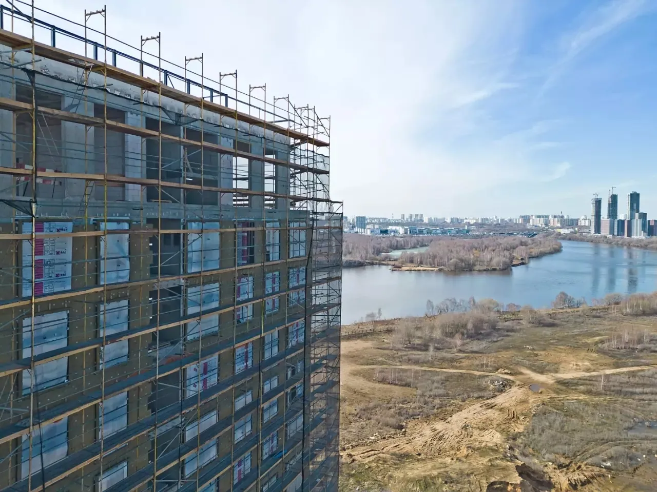 Апрель 2023
