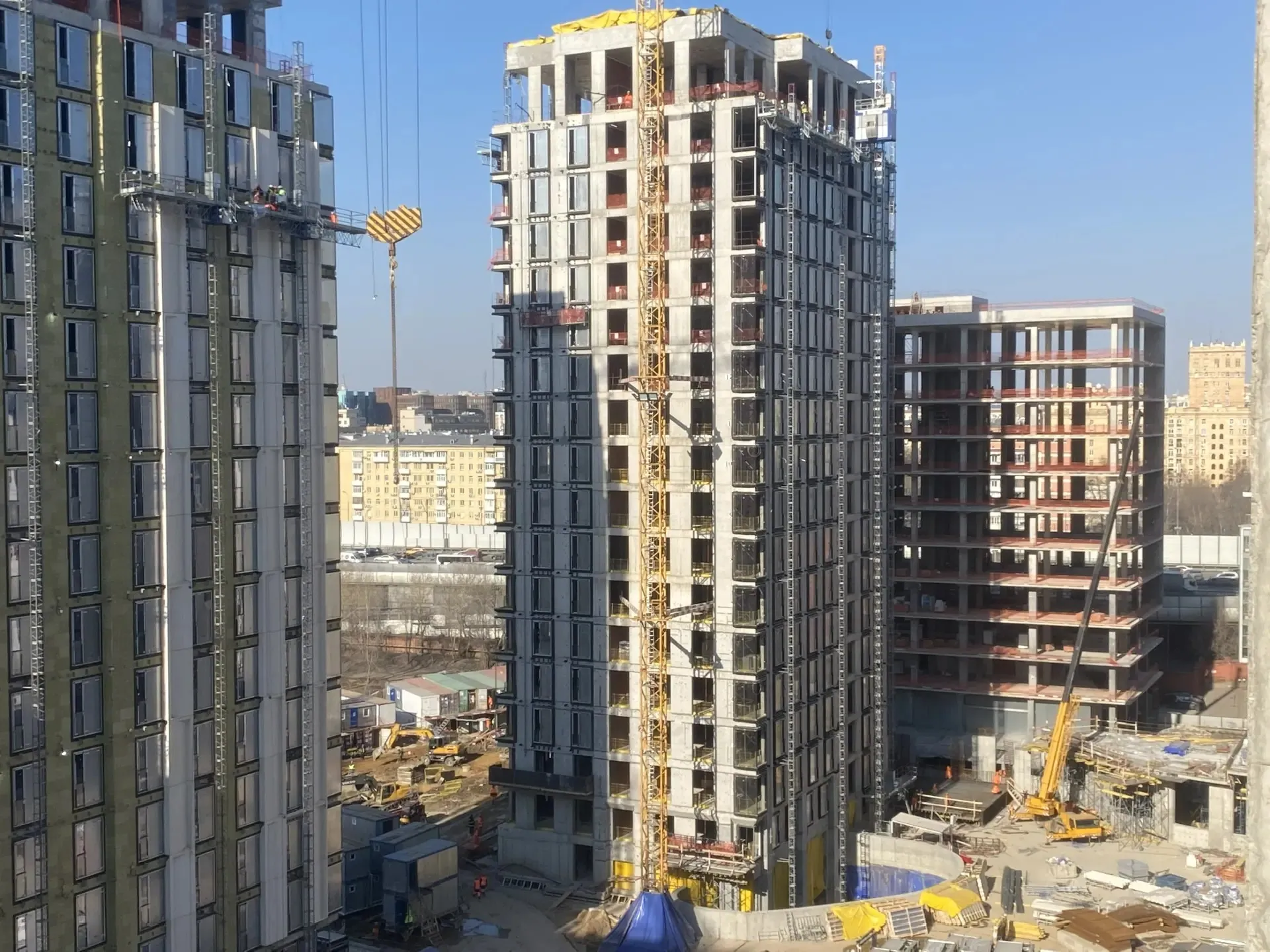Март 2026
