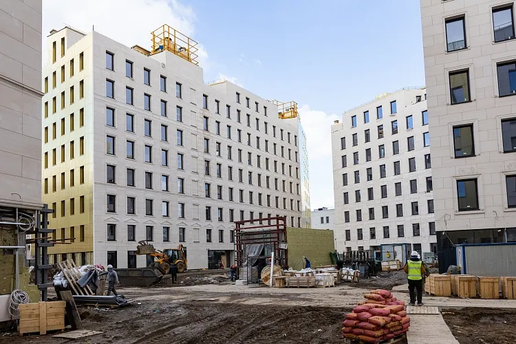 Апрель 2021