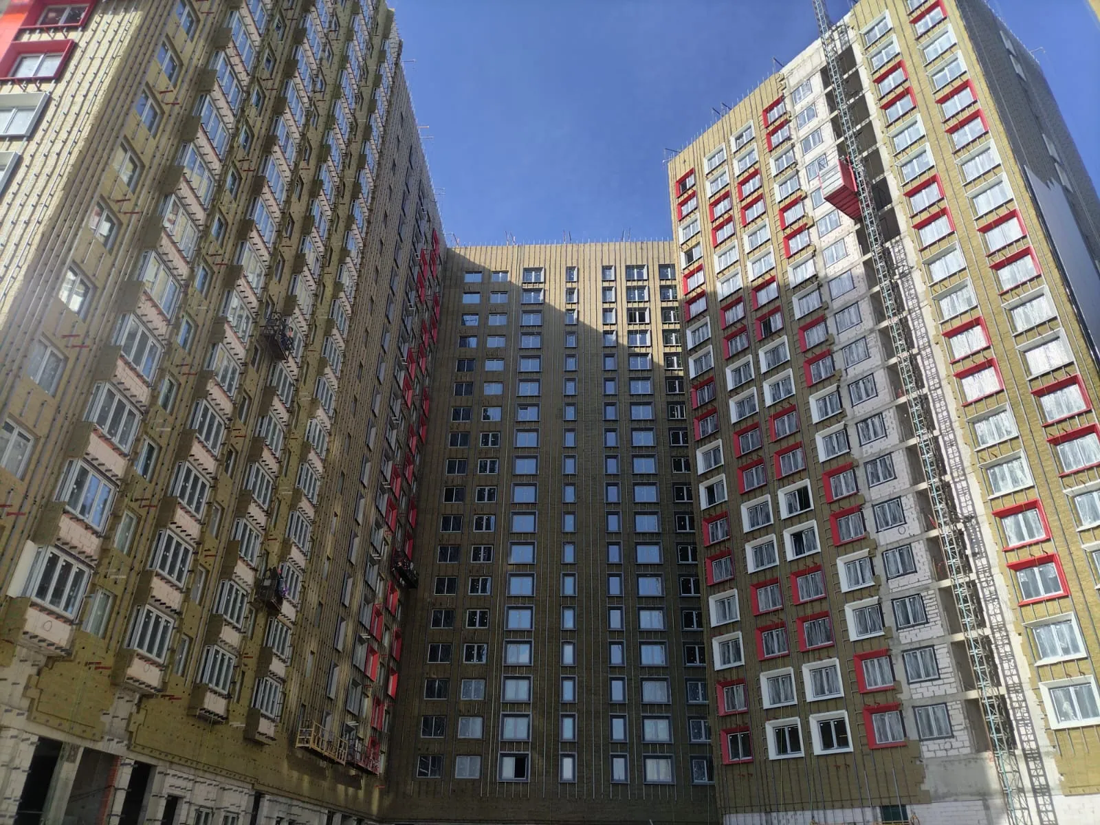 Октябрь 2025