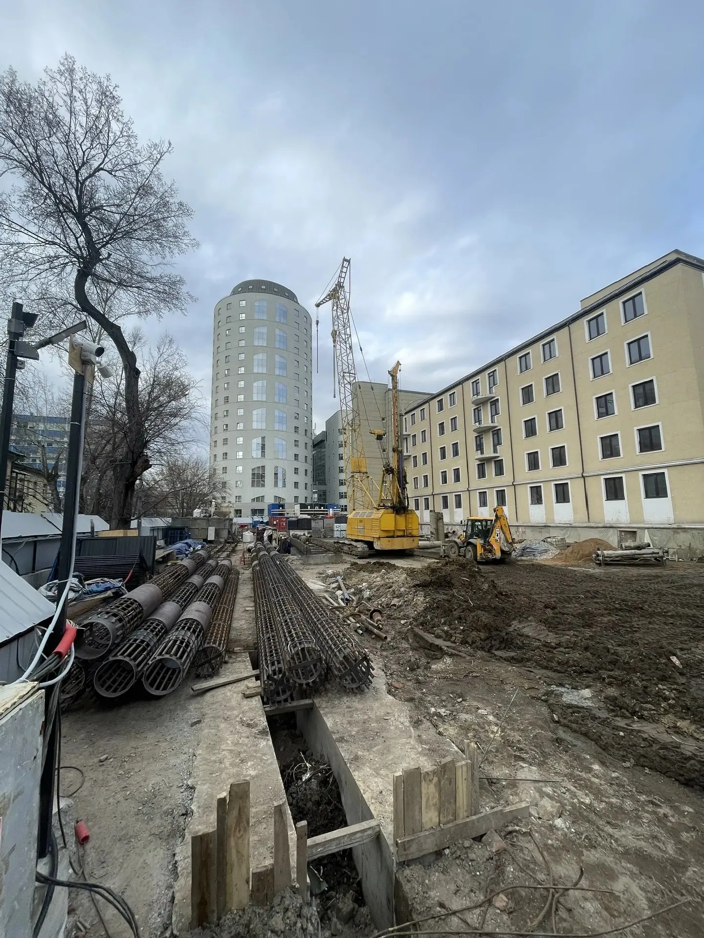 Март 2026