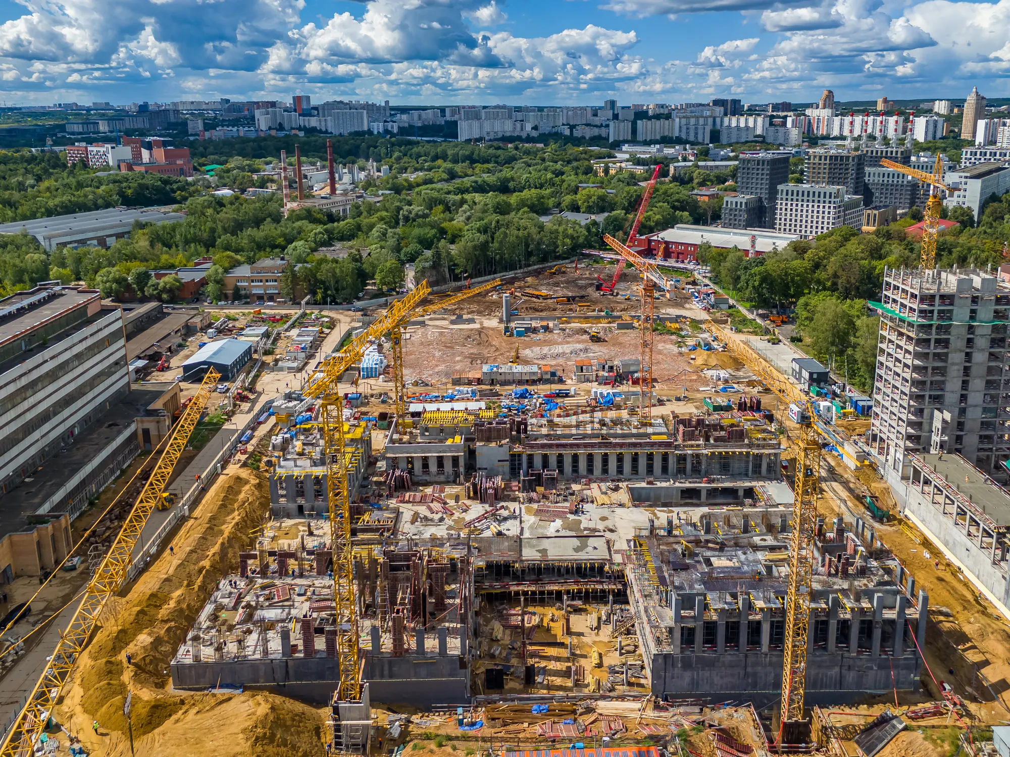 Август 2025