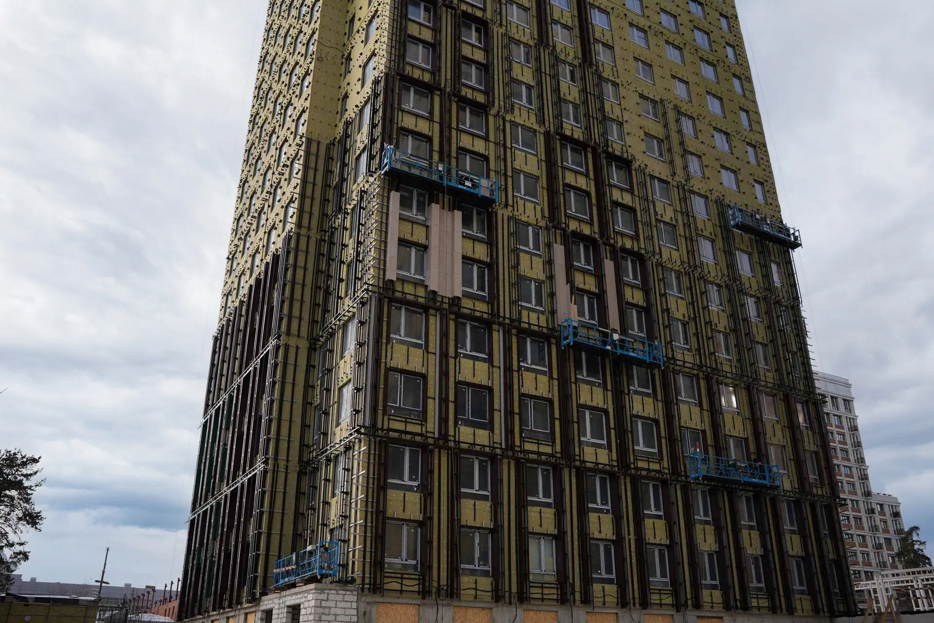 Февраль 2023