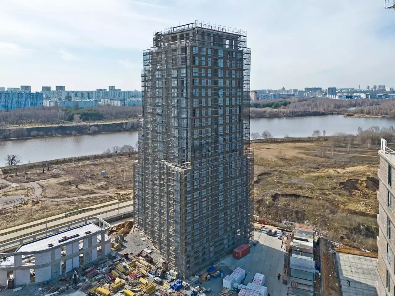 Апрель 2023
