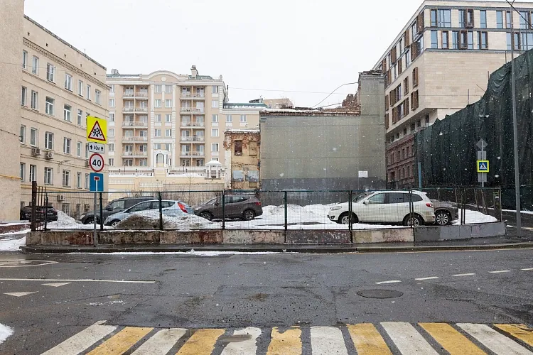 Март 2021