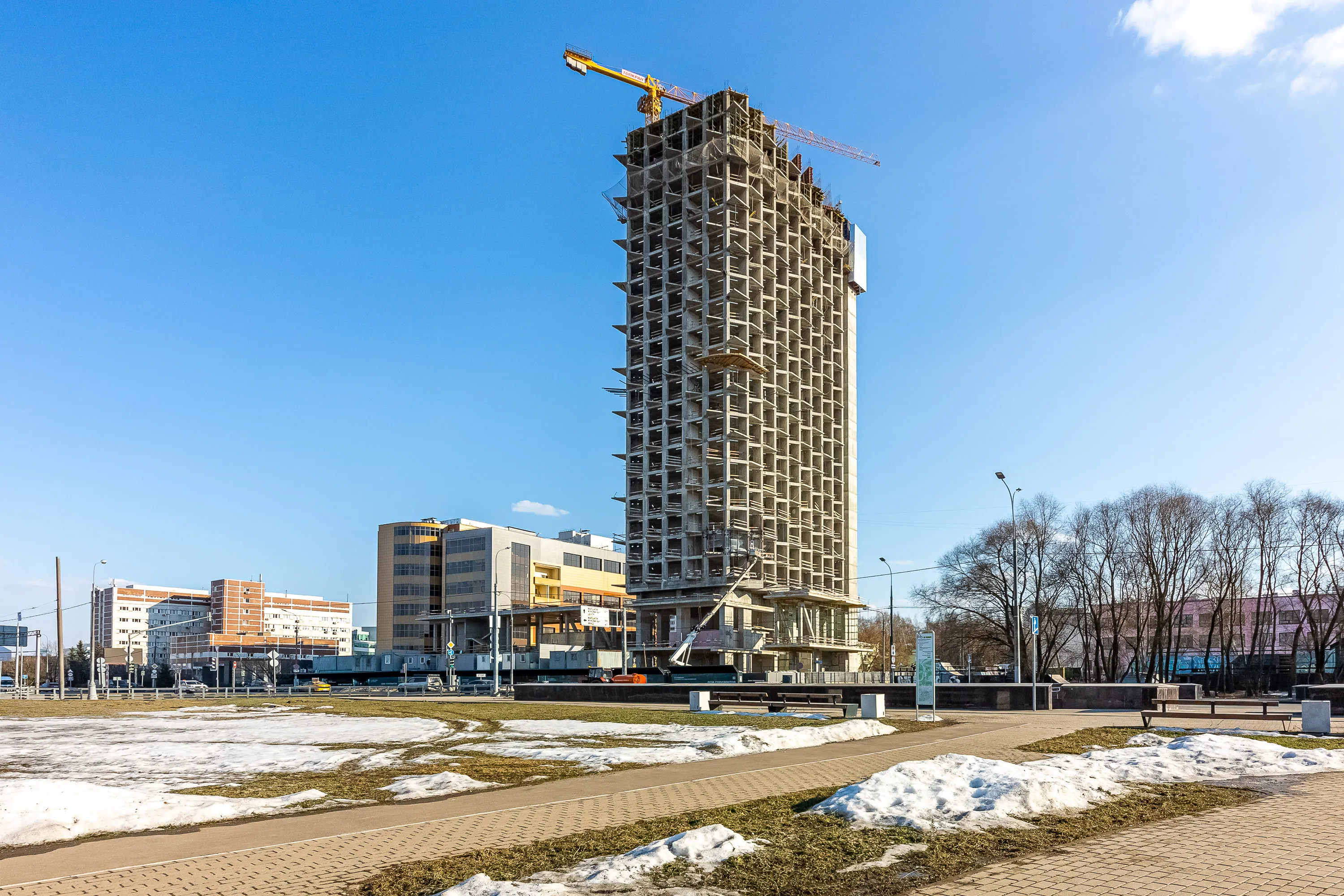 Март 2026