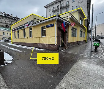 Здание 780м2, центр, своя территория