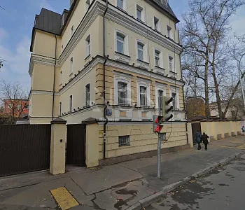 Здание, 979,10 м², 1-ая линия , Трафик, 60 кВт