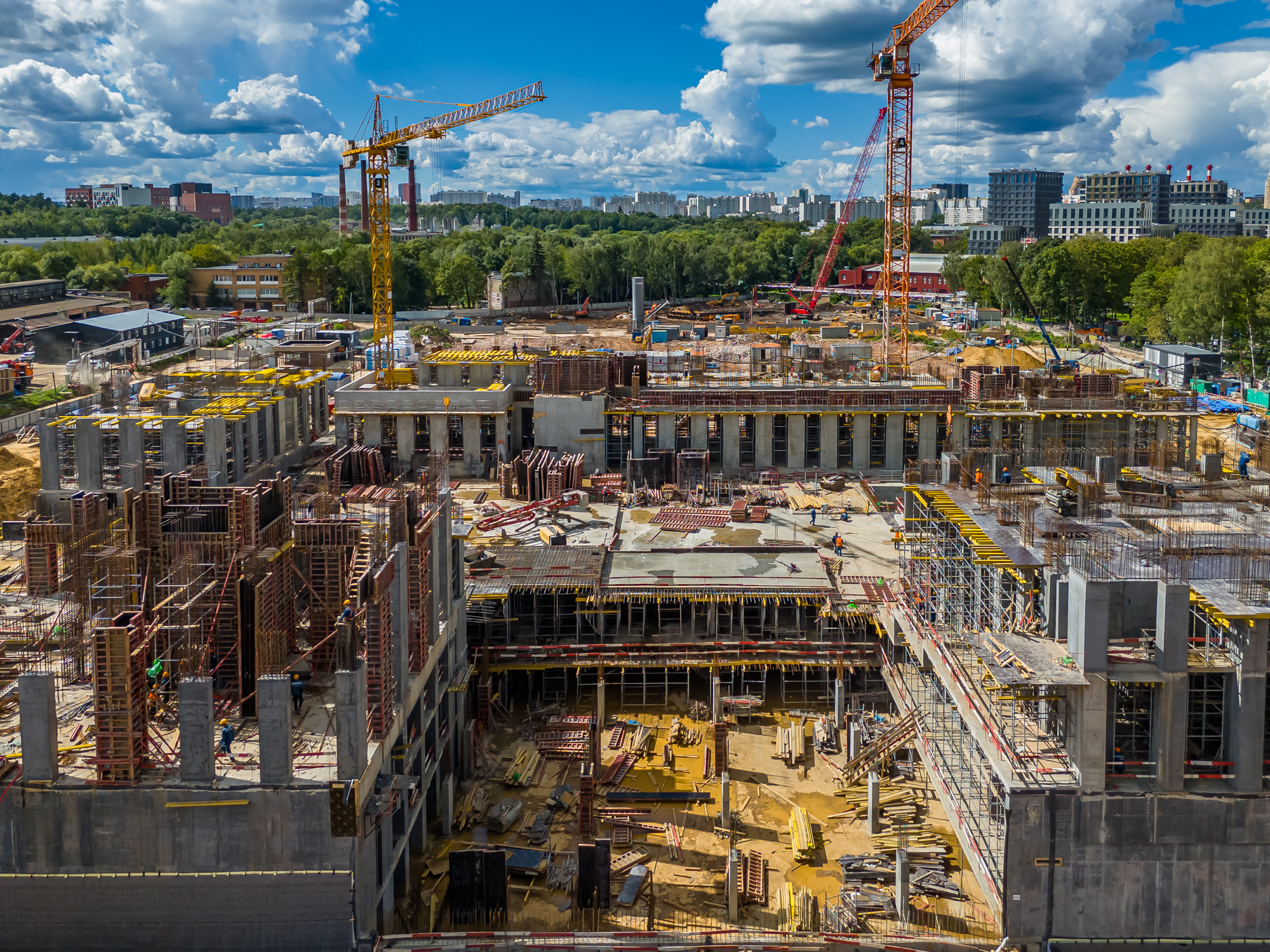 Август 2025